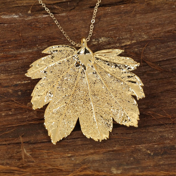 Full Moon Maple Necklace
