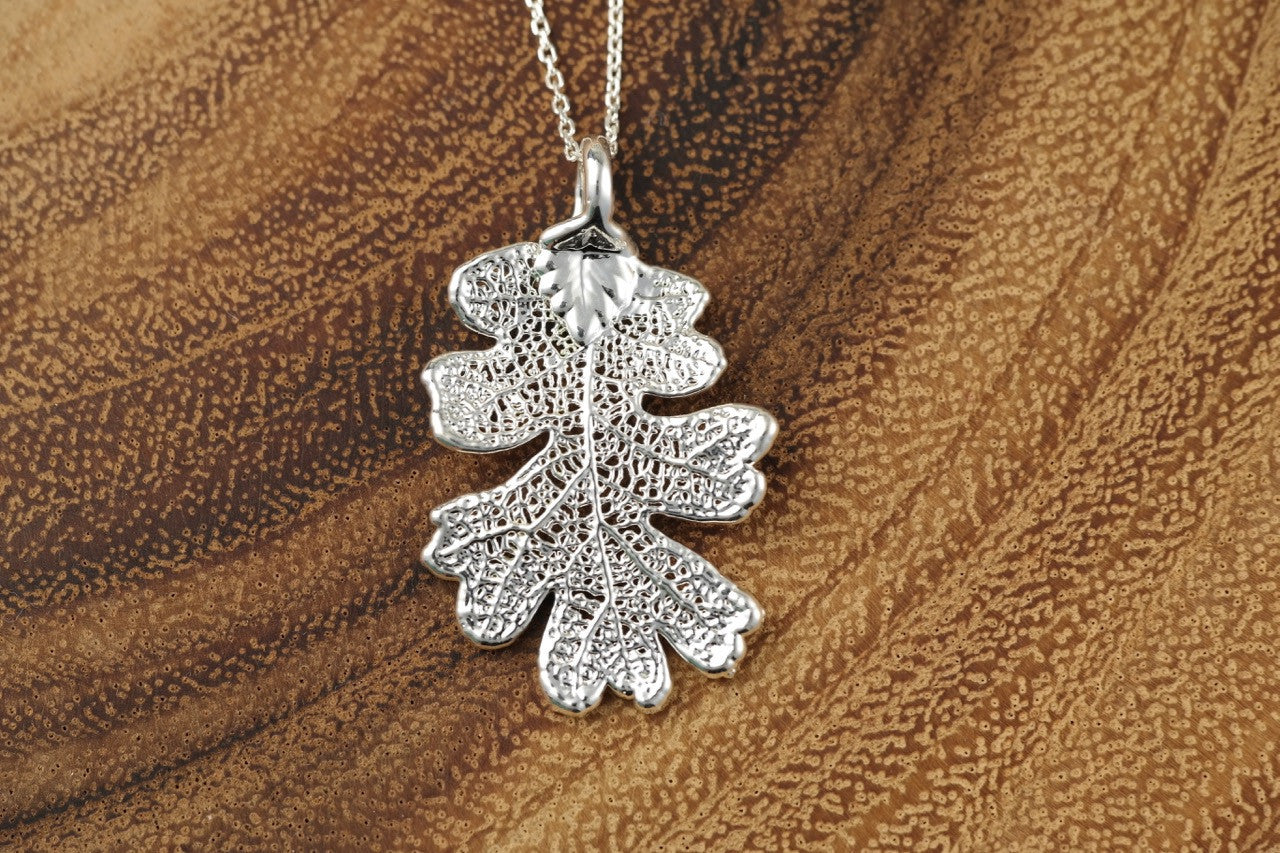Lacey Oak Leaf Necklace