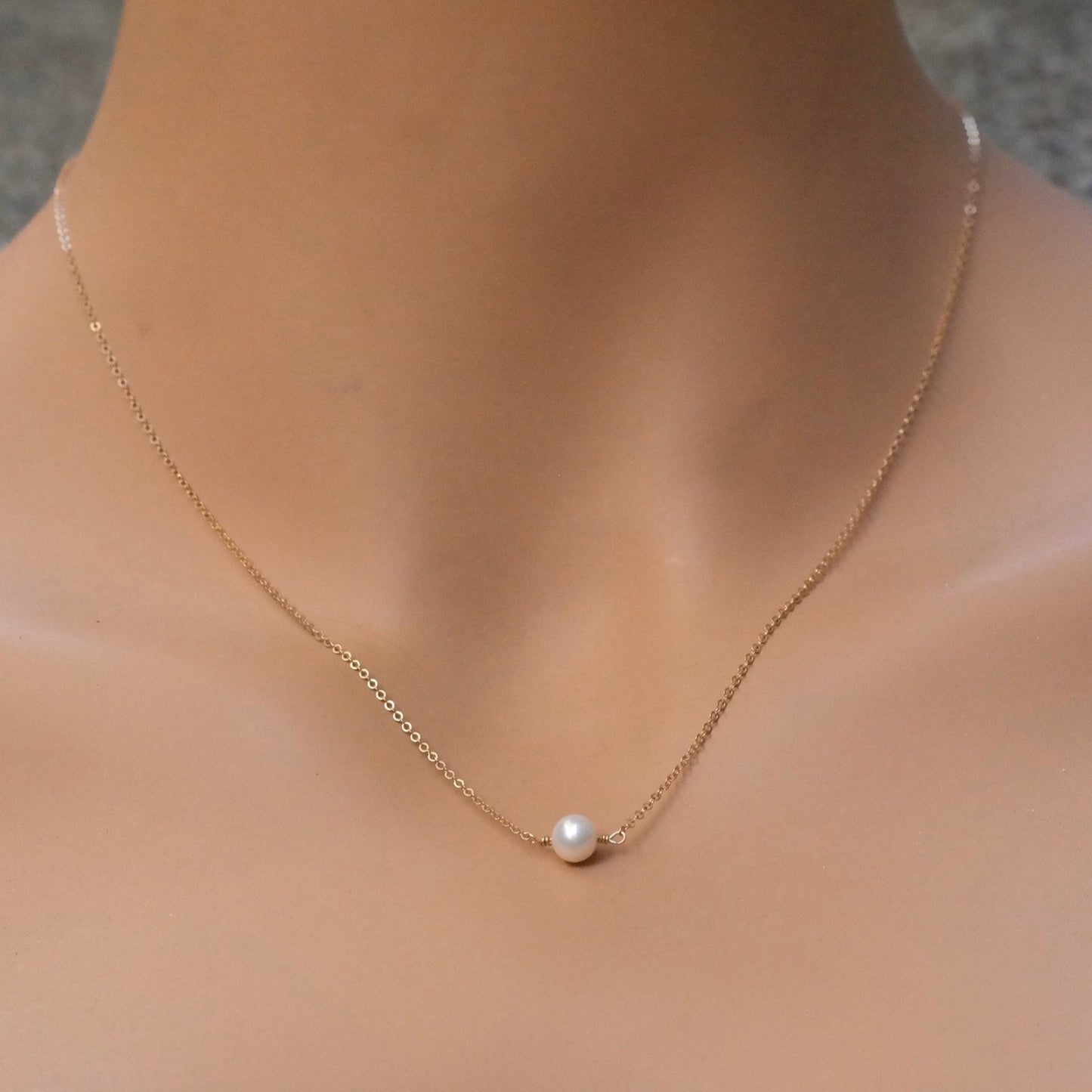 Single Pearl Necklace